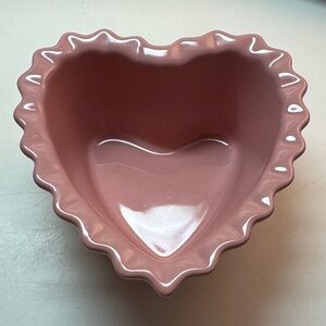 Heart-Shaped Pink Ceramic Baking Dish